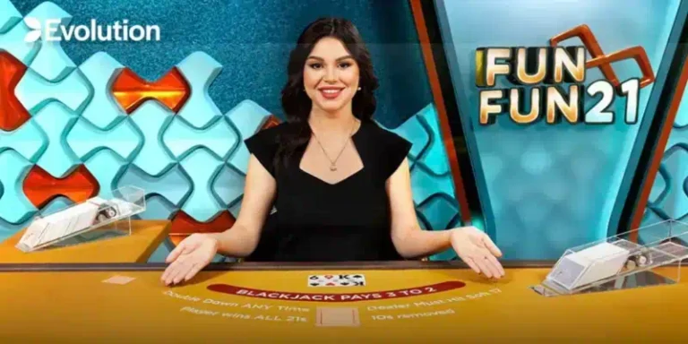 에볼루션 인피니트 펀펀21 블랙잭 게임 테이블 전경, 전문 딜러가 카드를 배분하는 라이브 카지노 현장, 무제한 참여 시스템을 보여주는 고급 게임 환경